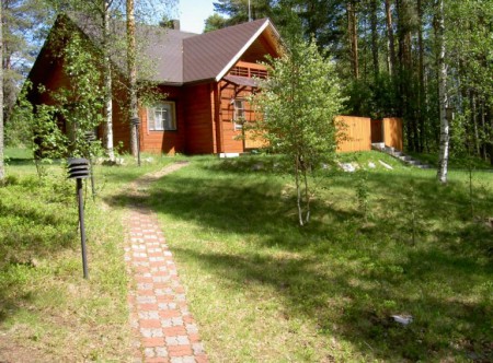 Koivikko saunan suunnalta